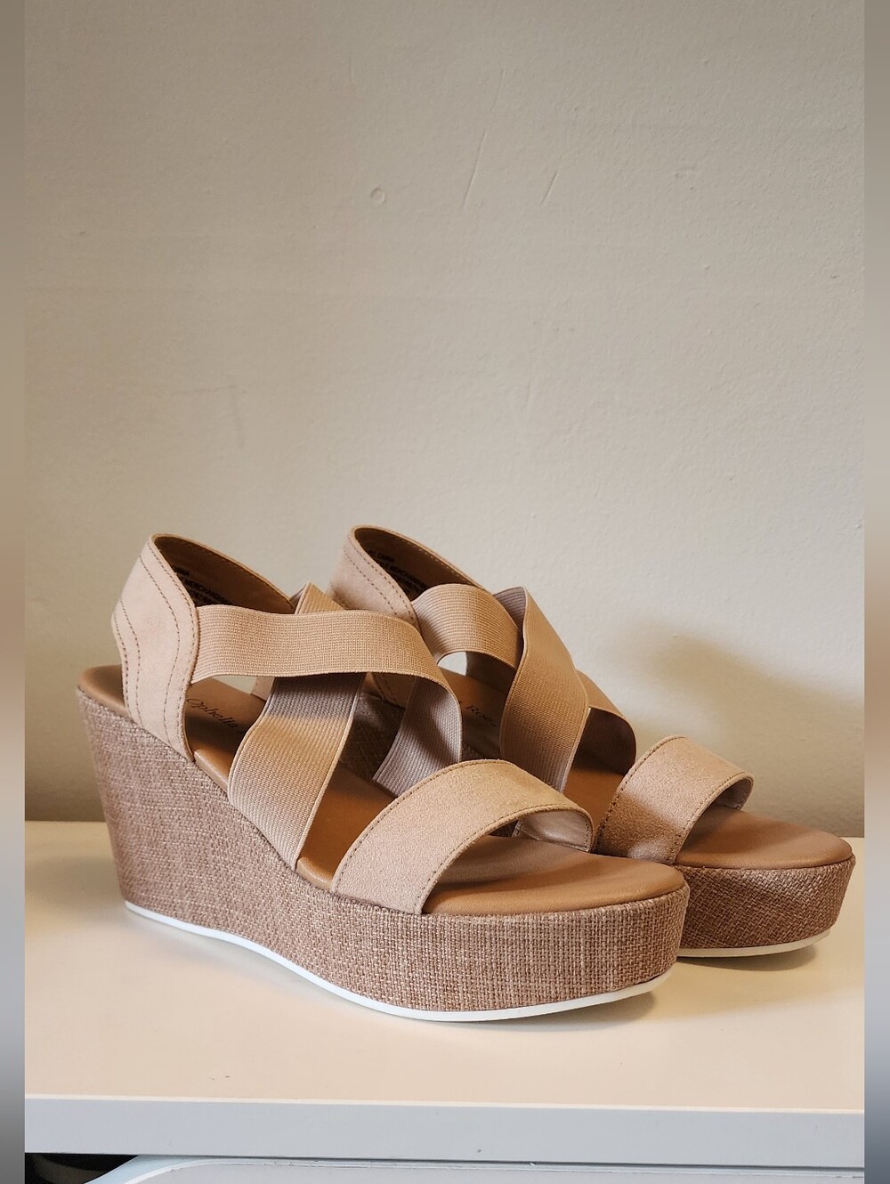 Ophelia Roe Tan Faux Suede & Elastic Strappy Platform Wedge Sandals Size 7